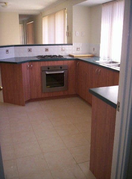 37 Oldham Pass, HIGH WYCOMBE WA 6057, High Wycombe - Thumbnail 2
