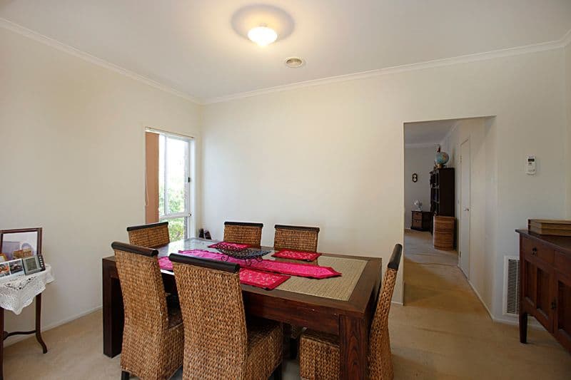 36 Baltimore Drive, POINT COOK VIC 3030, Point Cook - Thumbnail 3
