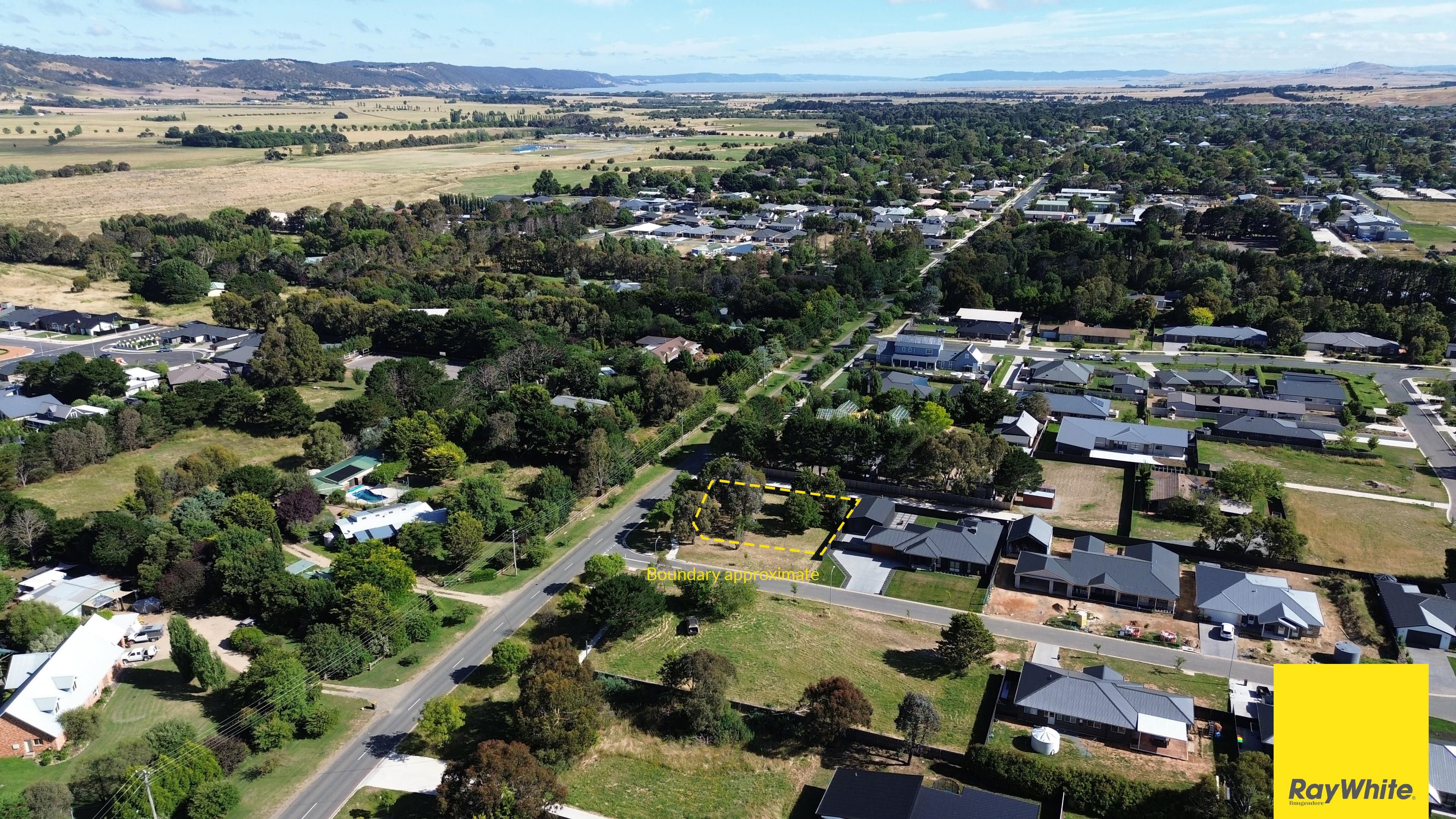 1 Sparrow Close, Bungendore NSW 2621, Bungendore - Thumbnail 2