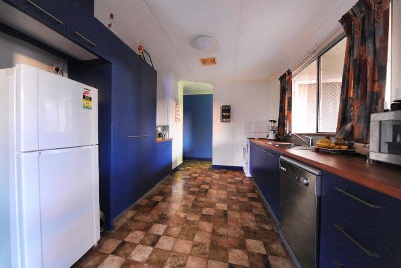 176 Shute Harbour Road, CANNONVALE QLD 4802, Cannonvale - Image 1