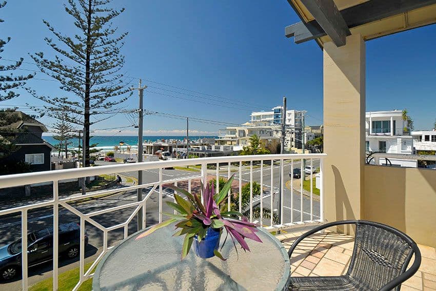 118 Albatross Avenue, Mermaid Beach QLD 4218, Mermaid Beach - Image 1