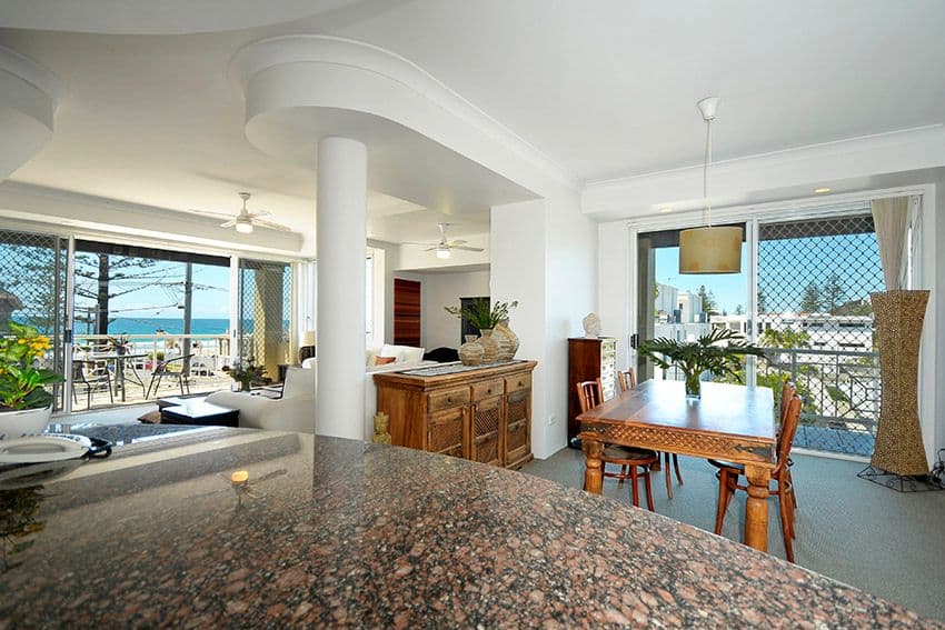118 Albatross Avenue, Mermaid Beach QLD 4218, Mermaid Beach - Thumbnail 2