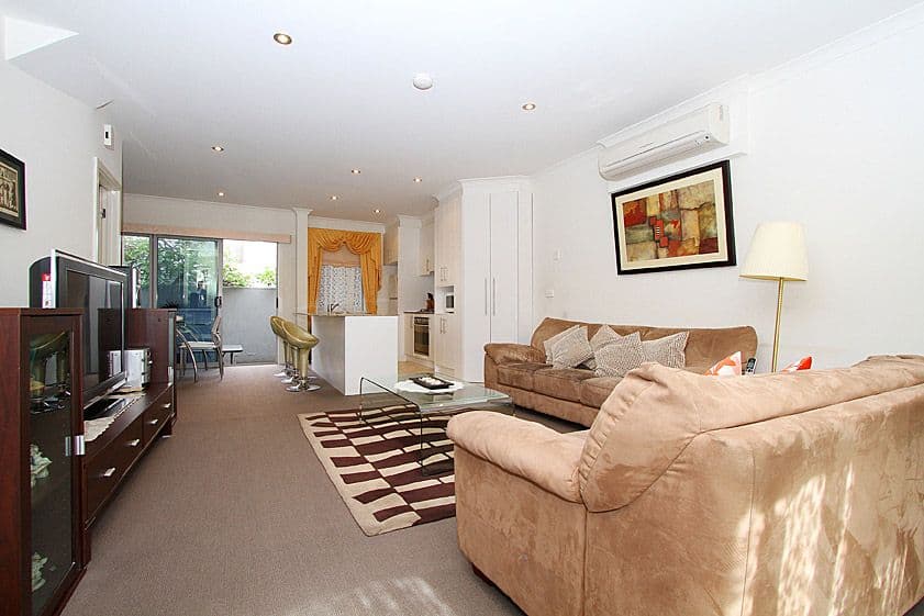 4 Duggan Street, BRUNSWICK WEST VIC 3055, Brunswick West - Thumbnail 2