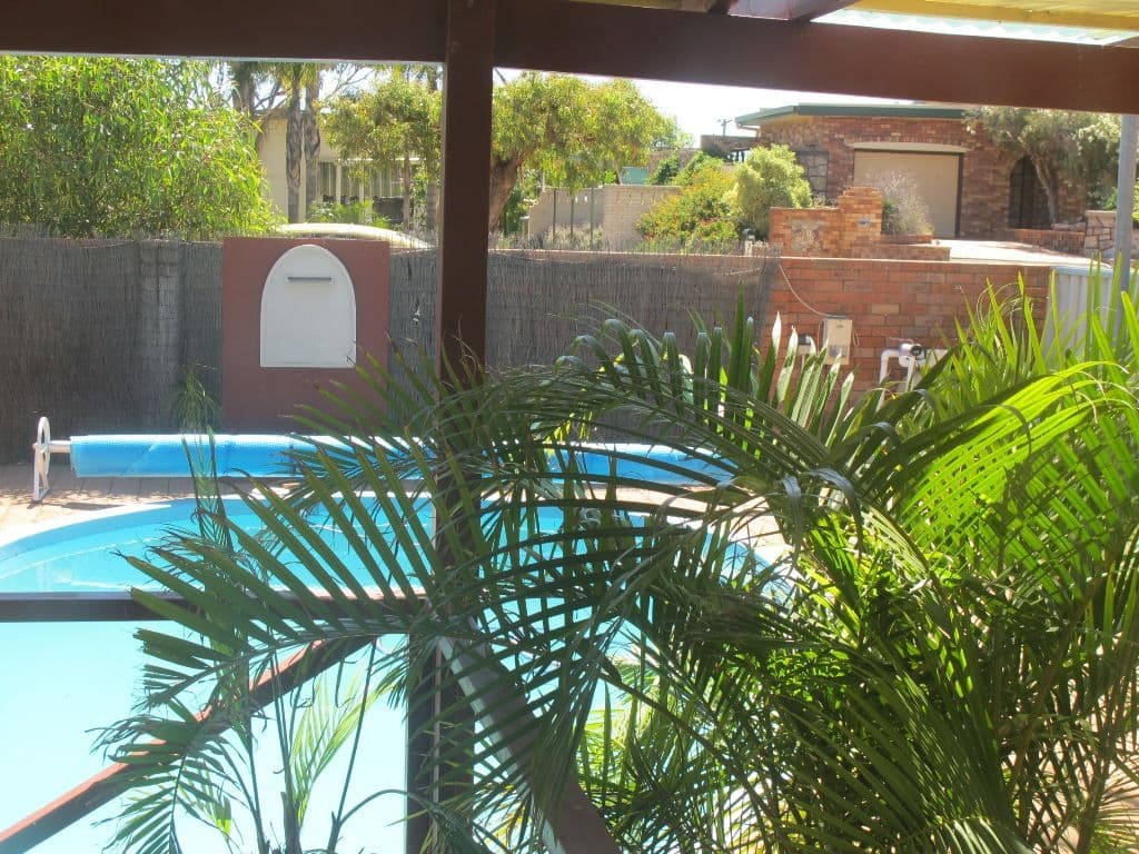 4 Lorna Street, BERESFORD WA 6530, Beresford - Image 1
