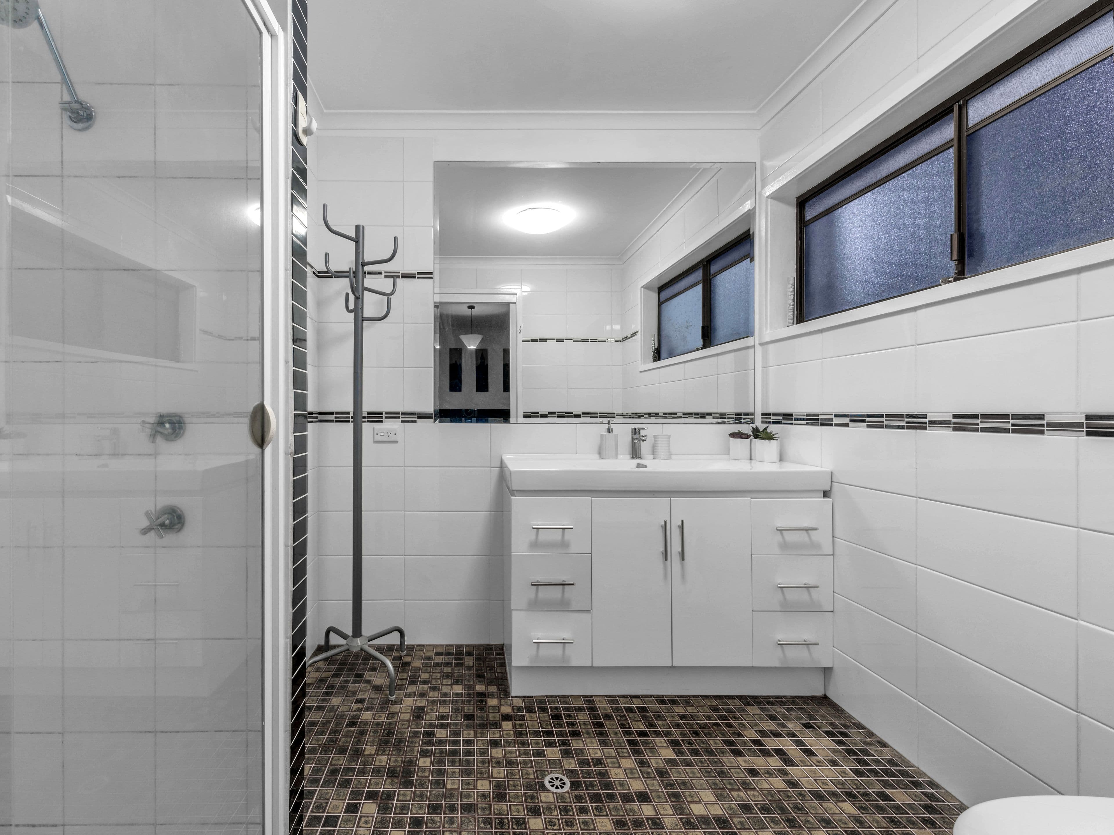 91 Burbong Street, Chapel Hill QLD 4069, Chapel Hill - Thumbnail 8