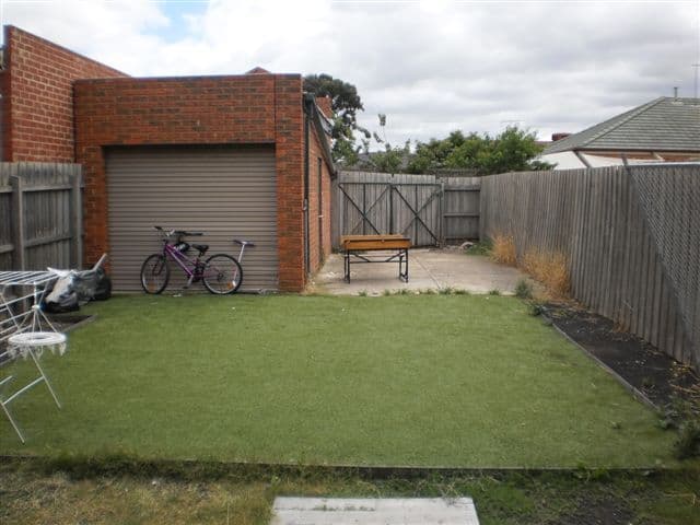 27 Almands Avenue, ROXBURGH PARK VIC 3064, Roxburgh Park - Thumbnail 5