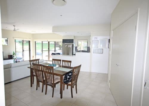 77 McLean Street, COOLANGATTA QLD 4225, Coolangatta - Thumbnail 3