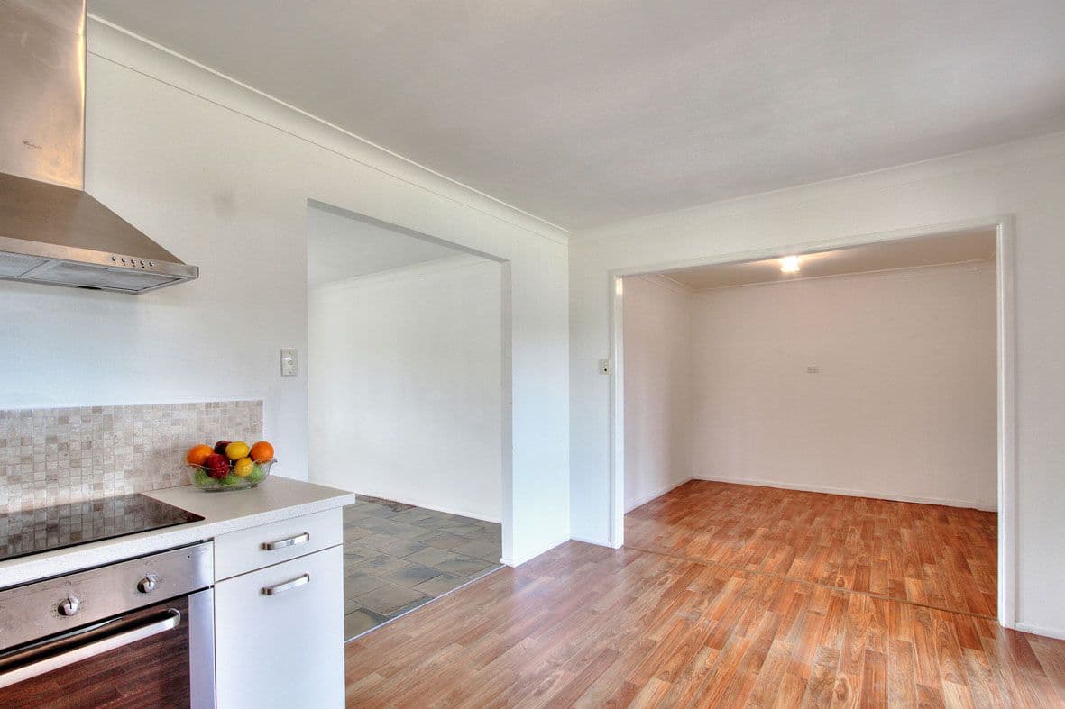 9 Petringa Crescent, Springwood QLD 4127, Springwood - Thumbnail 2