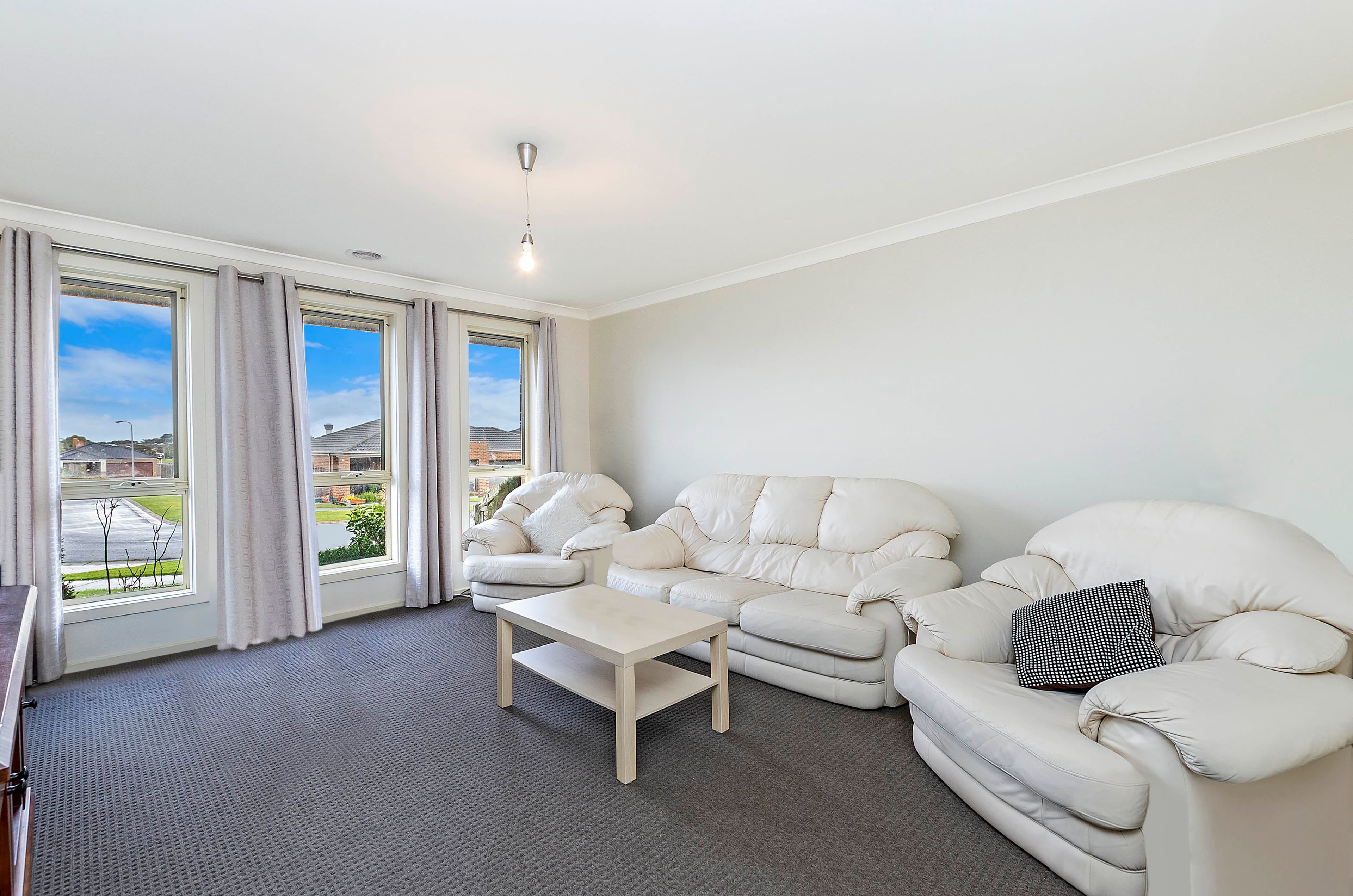 21 Thackeray Drive, Warrnambool VIC 3280, Warrnambool - Thumbnail 2