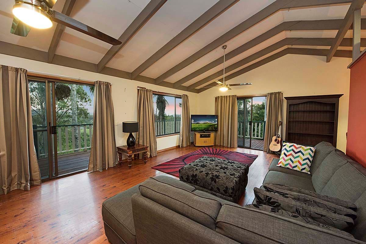 8 St James Court, Nambour QLD 4560, Nambour - Thumbnail 2