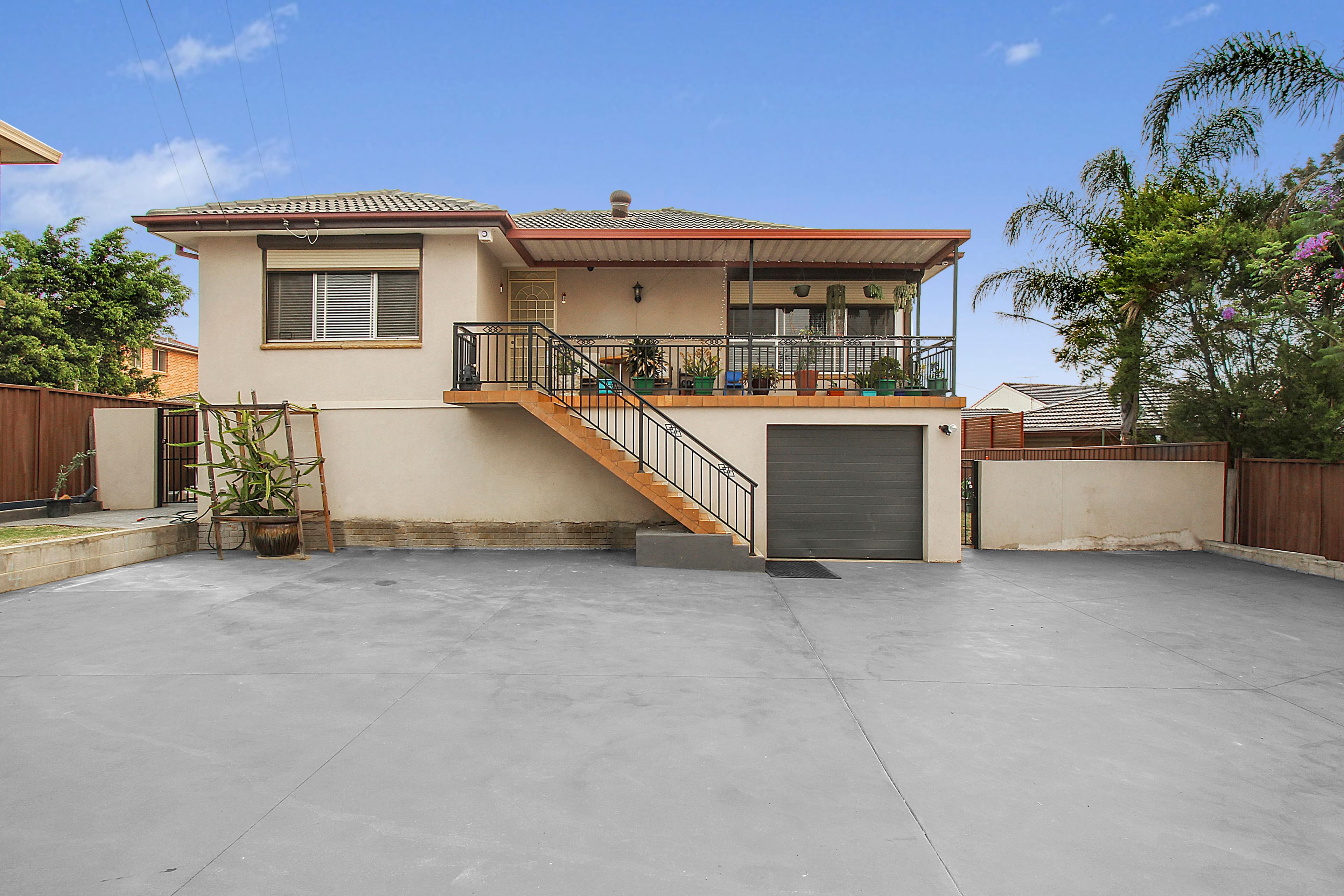 912 The Horsley Drive, Smithfield - Image 1