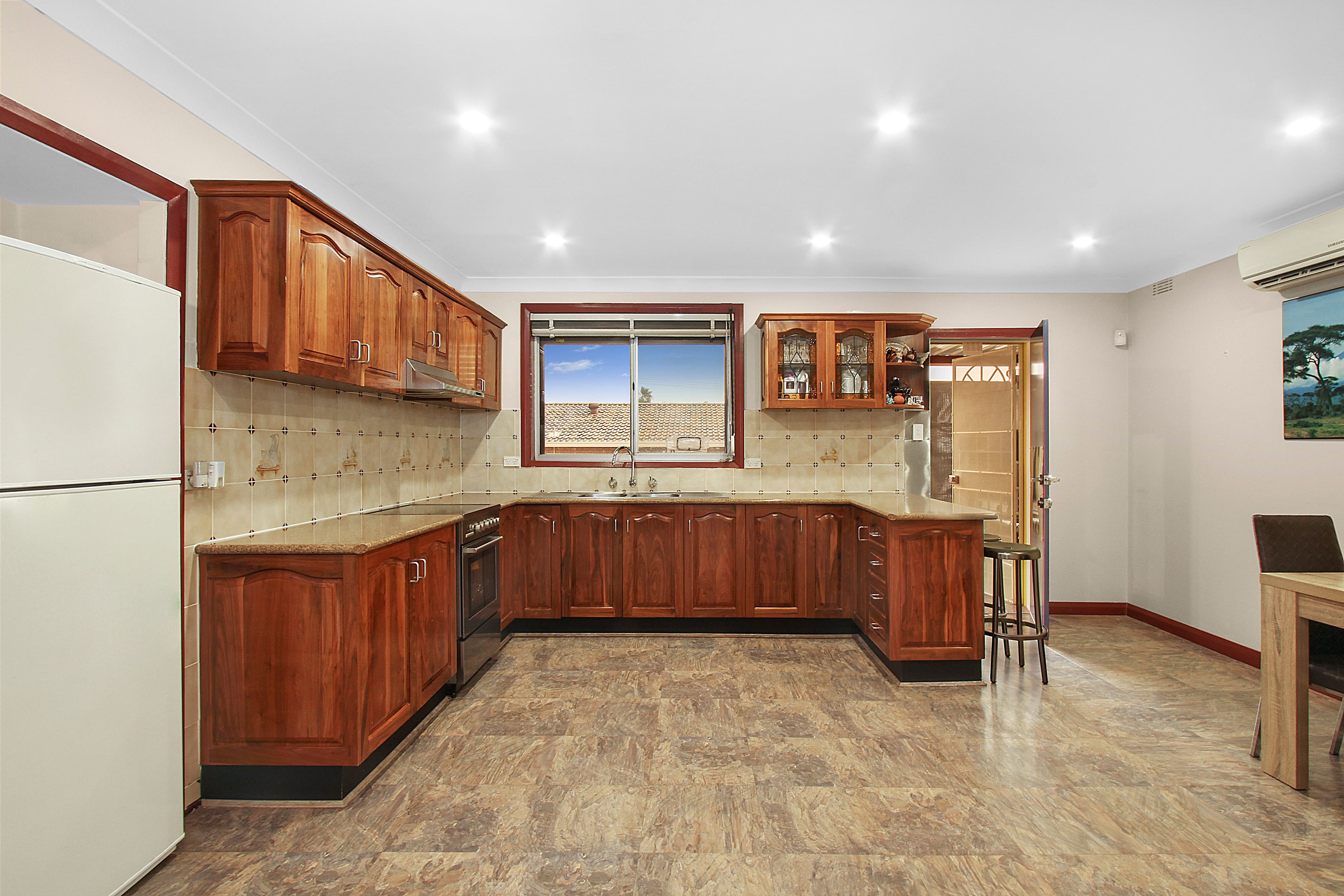 912 The Horsley Drive, Smithfield - Thumbnail 3
