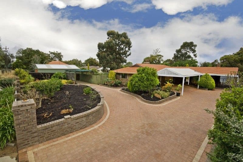 44 Boonooloo Road, KALAMUNDA WA 6076, Kalamunda - Thumbnail 2