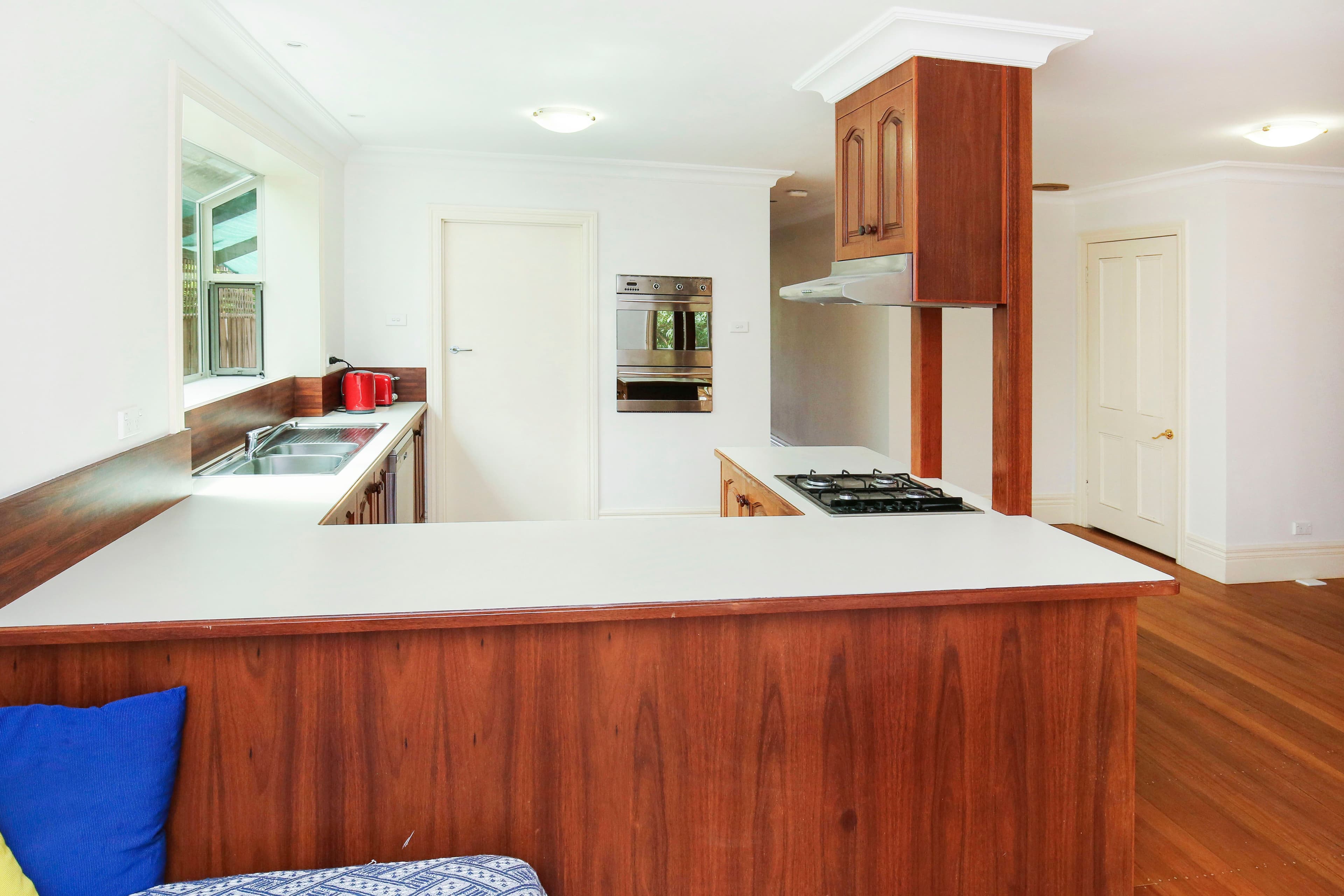 2 Casey Drive, Lalor VIC 3075, Lalor - Thumbnail 3