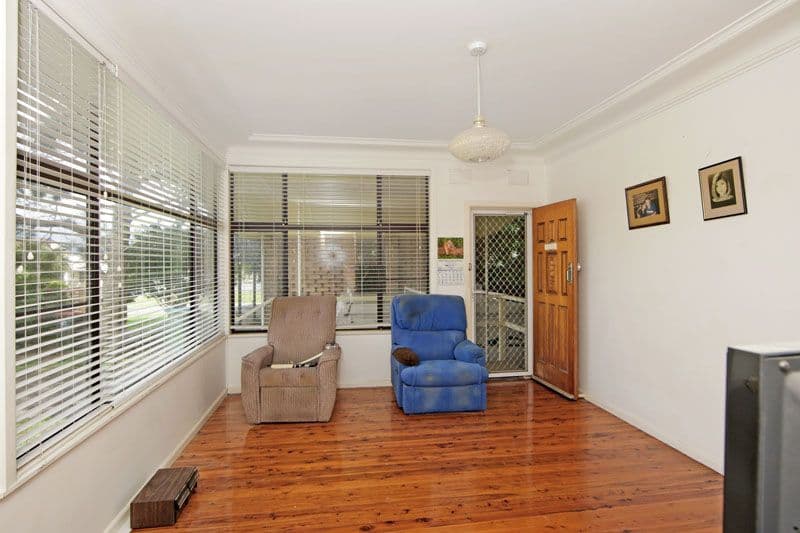 64 McLachlan Avenue, LONG JETTY NSW 2261, Long Jetty - Thumbnail 4