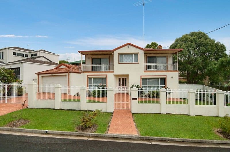 11 Cooper Parade, SOUTHPORT QLD 4215, Southport - Image 1