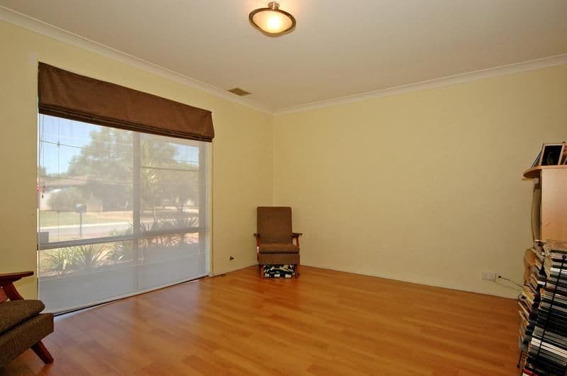 2 Exe Court, BEECHBORO WA 6063, Beechboro - Thumbnail 3