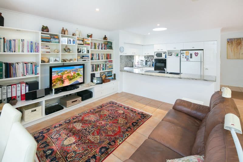 1 Grenoble Place, ORMISTON QLD 4160, Ormiston - Thumbnail 6