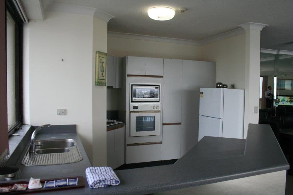 2890 Gold Coast Highway, SURFERS PARADISE QLD 4217, Surfers Paradise - Thumbnail 4