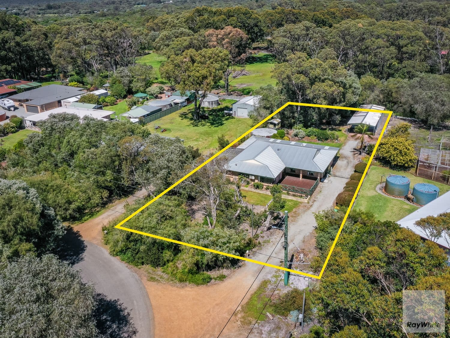9 Henry Street, Little Grove WA 6330, Little Grove - Thumbnail 3