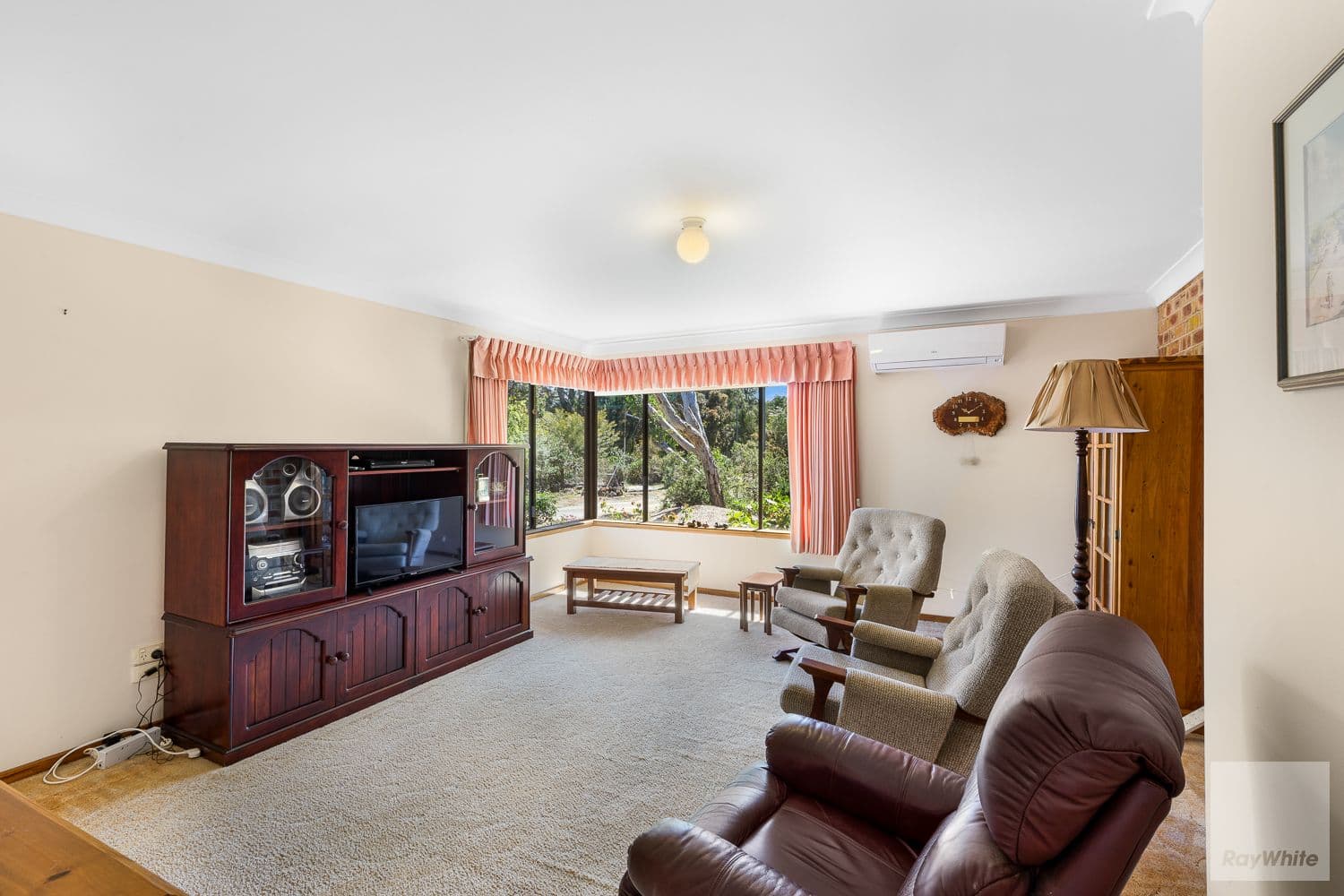 9 Henry Street, Little Grove WA 6330, Little Grove - Thumbnail 4