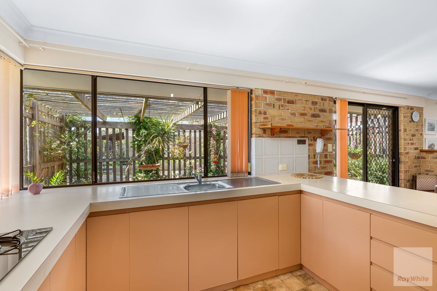9 Henry Street, Little Grove WA 6330, Little Grove - Thumbnail 8