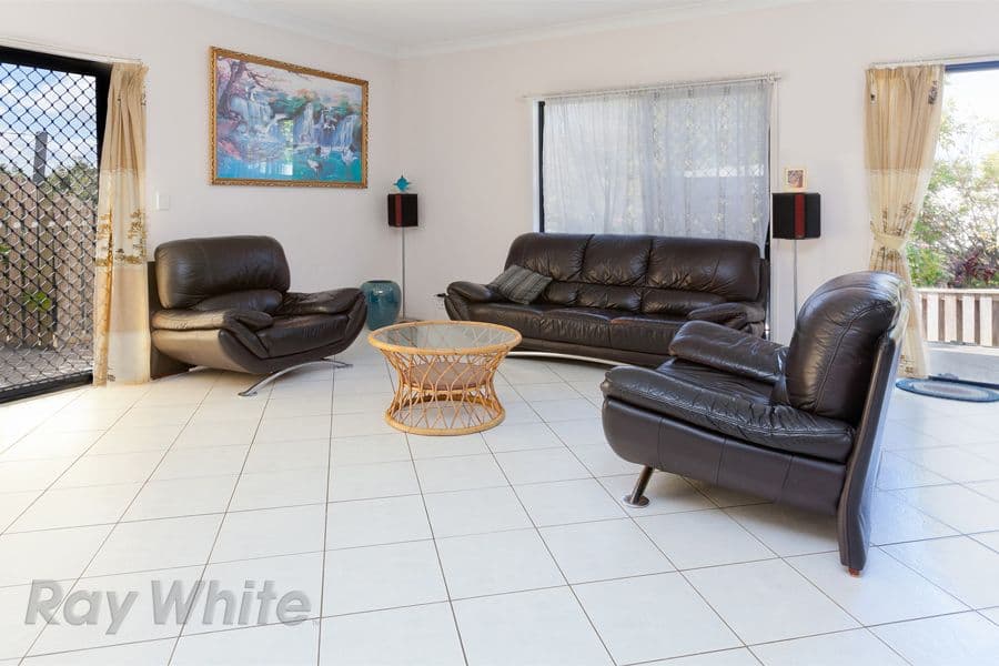 36 Viewpoint Drive, SPRINGFIELD LAKES QLD 4300, Springfield Lakes - Thumbnail 4
