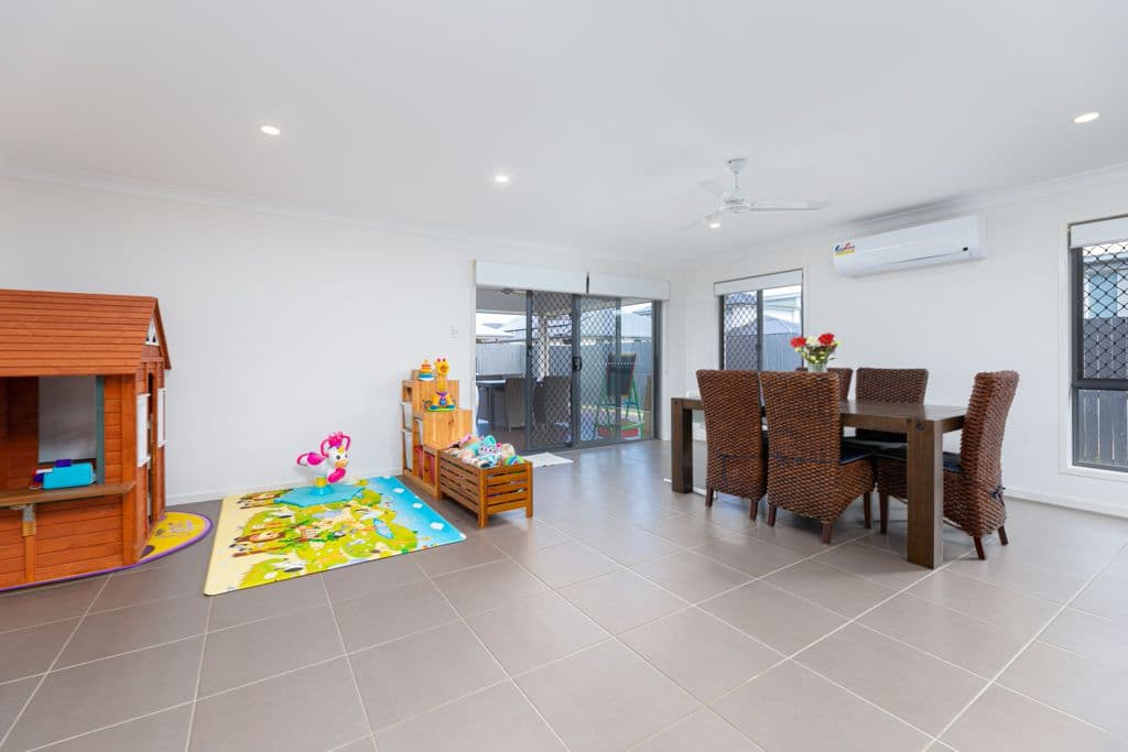 12 Curtis Street, Burpengary East QLD 4505, Burpengary East - Thumbnail 4