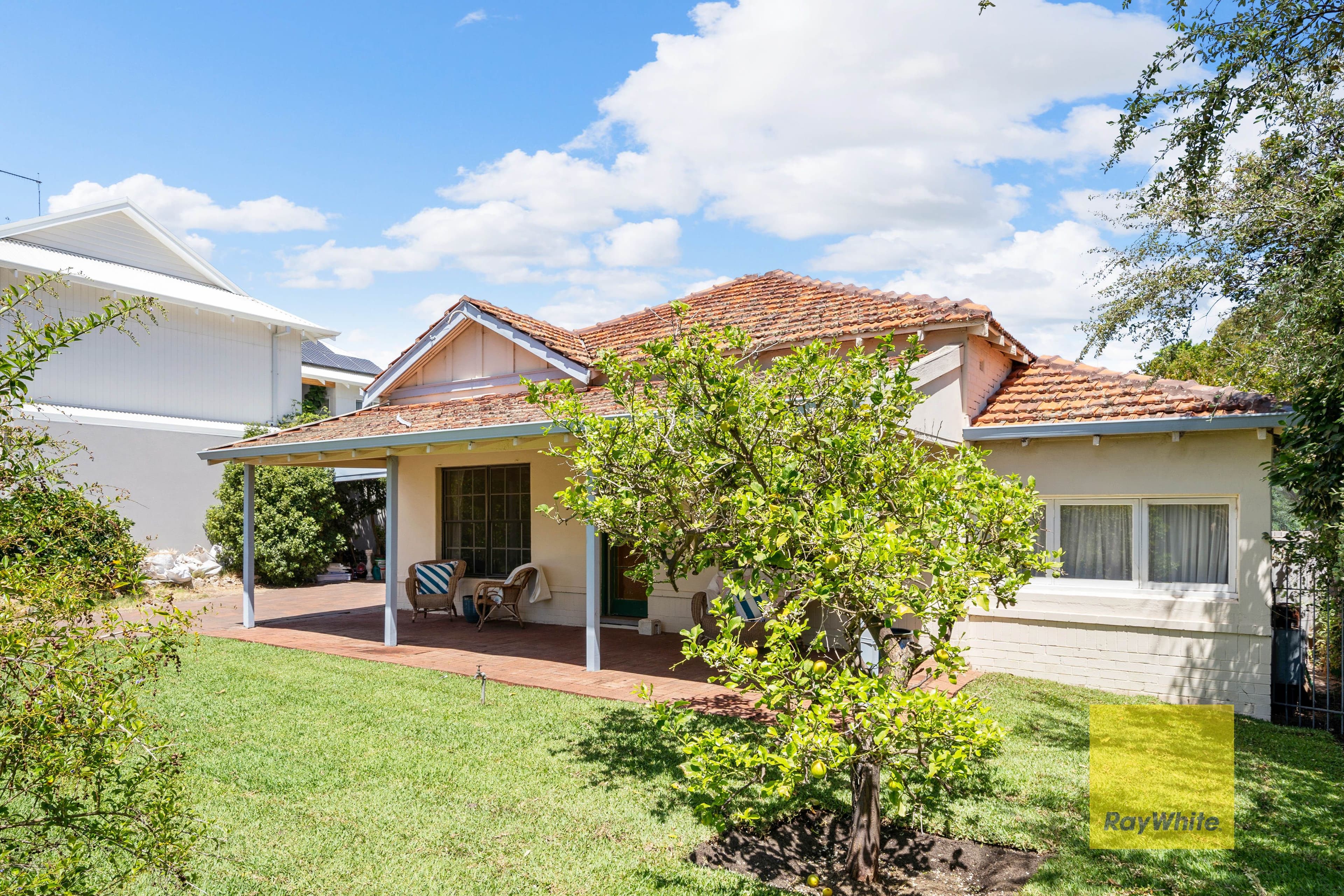 37 Elizabeth Street, Cottesloe WA 6011, Cottesloe - Thumbnail 2