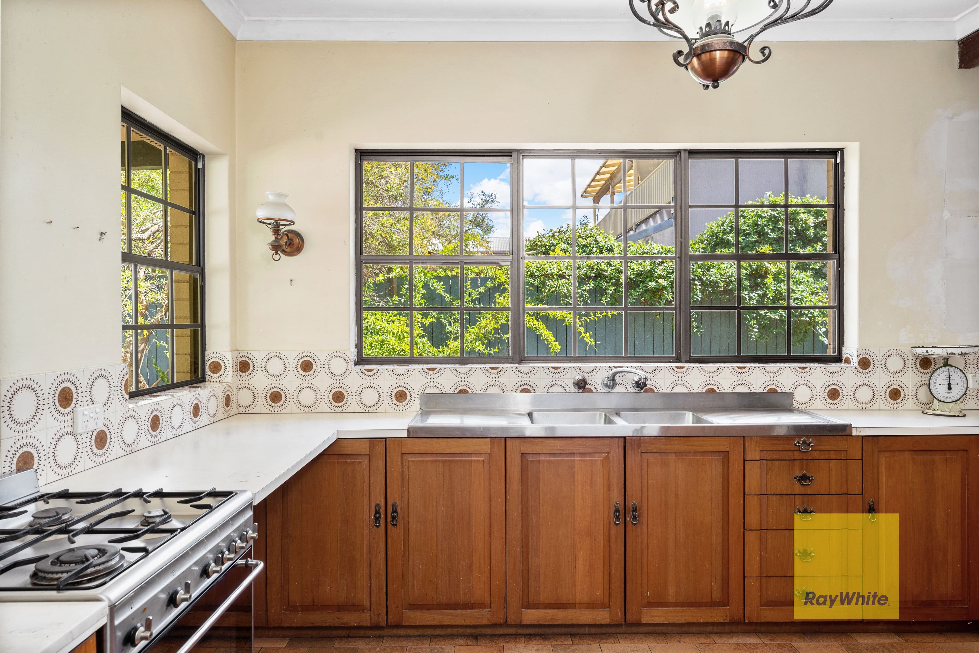 37 Elizabeth Street, Cottesloe WA 6011, Cottesloe - Thumbnail 5