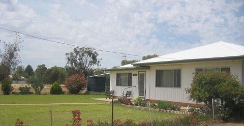 27 Armitree Street, Gulargambone - Image 1
