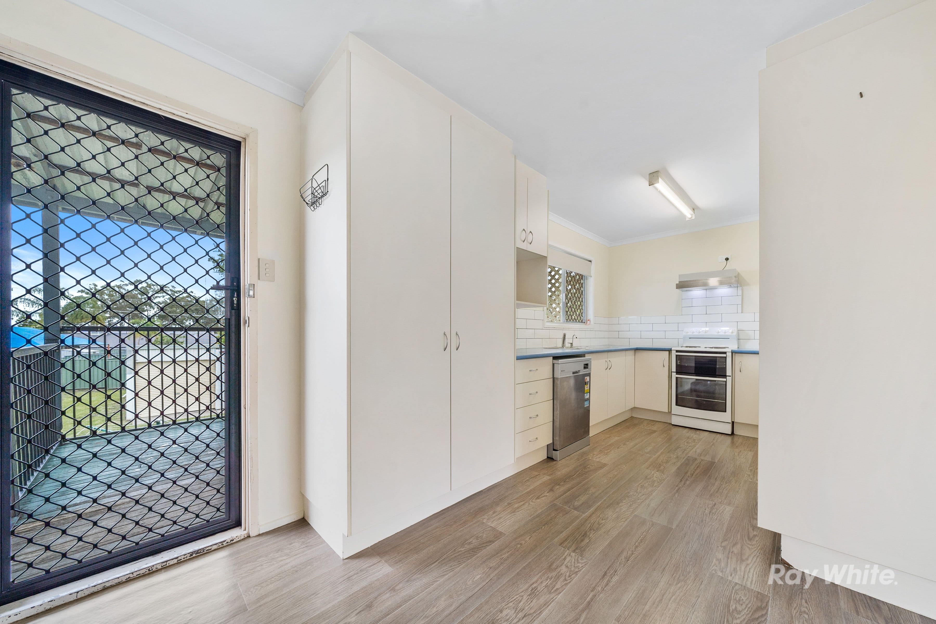 63 Aquarius Drive, Kingston QLD 4114, Kingston - Thumbnail 5