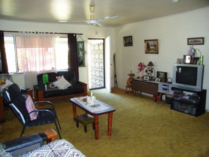 24 Burston Street, NORTH MACKAY QLD 4740, North Mackay - Thumbnail 4