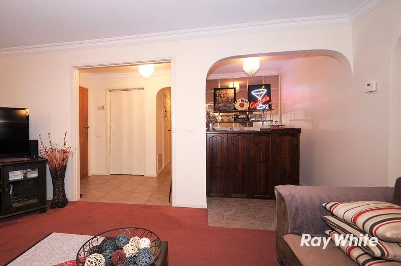 25 Lesdon Avenue, CRANBOURNE VIC 3977, Cranbourne - Thumbnail 8
