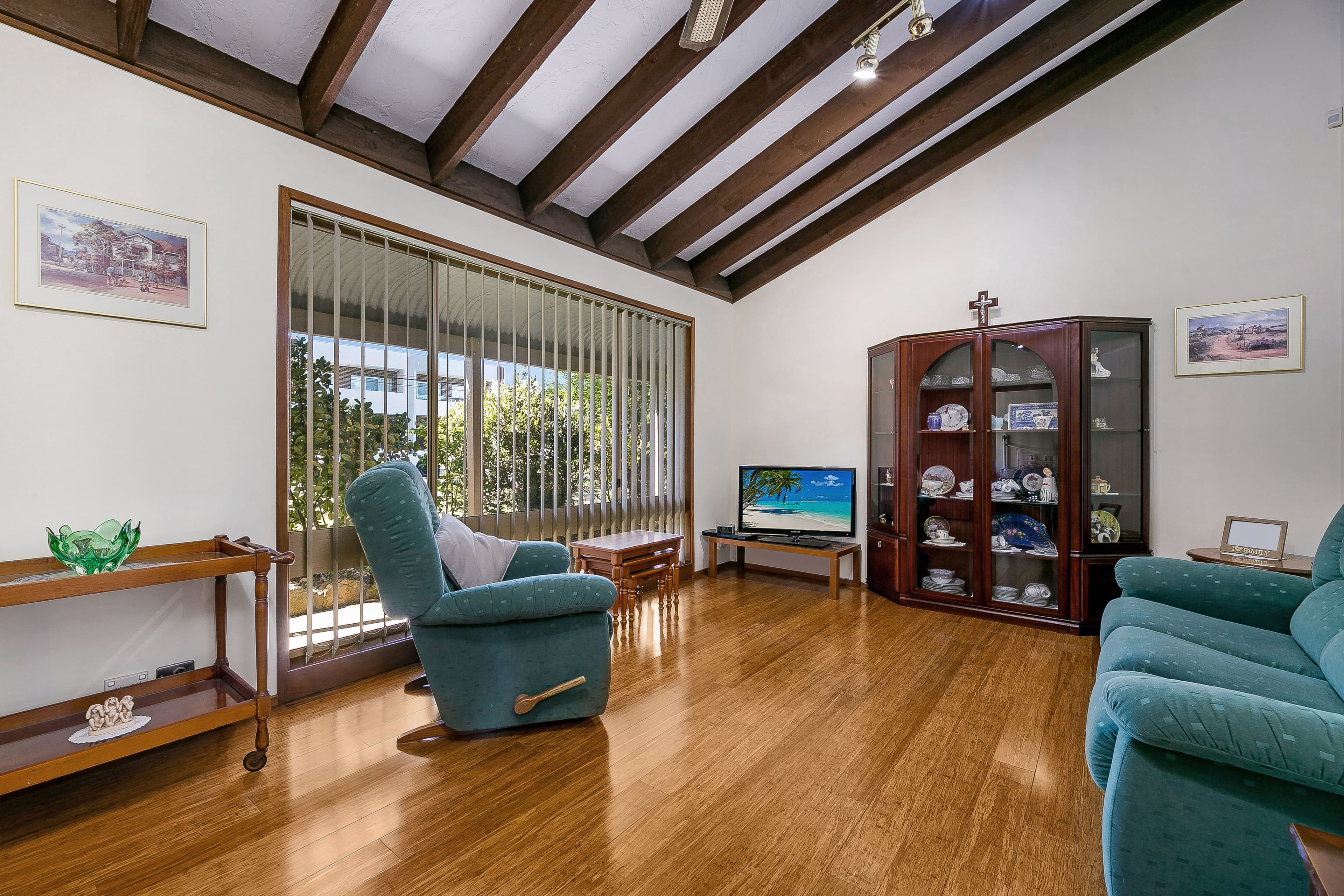 90 Wendy Avenue, Georges Hall NSW 2198, Georges Hall - Thumbnail 3