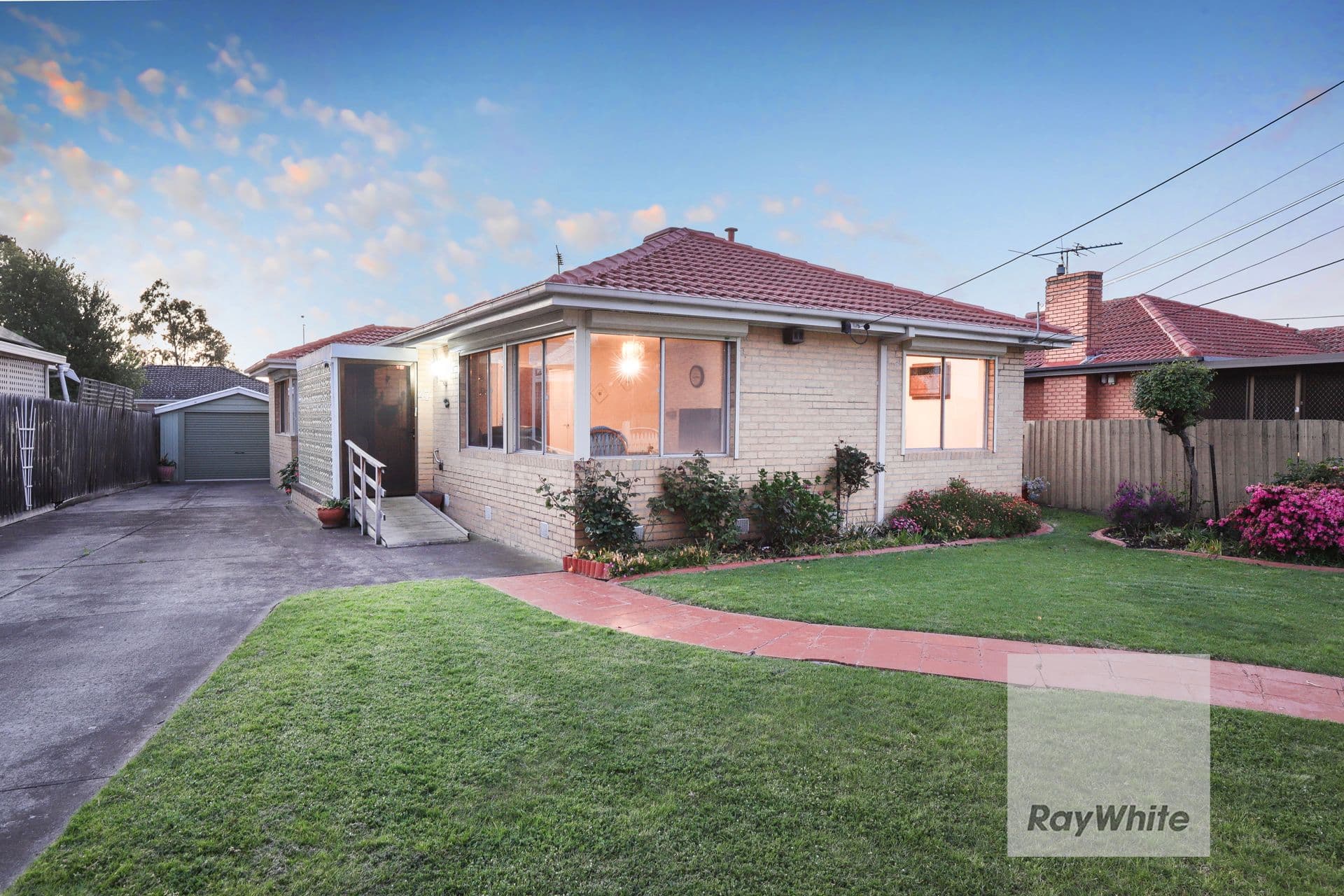 47 Payne Street, Gladstone Park VIC 3043, Gladstone Park - Thumbnail 2