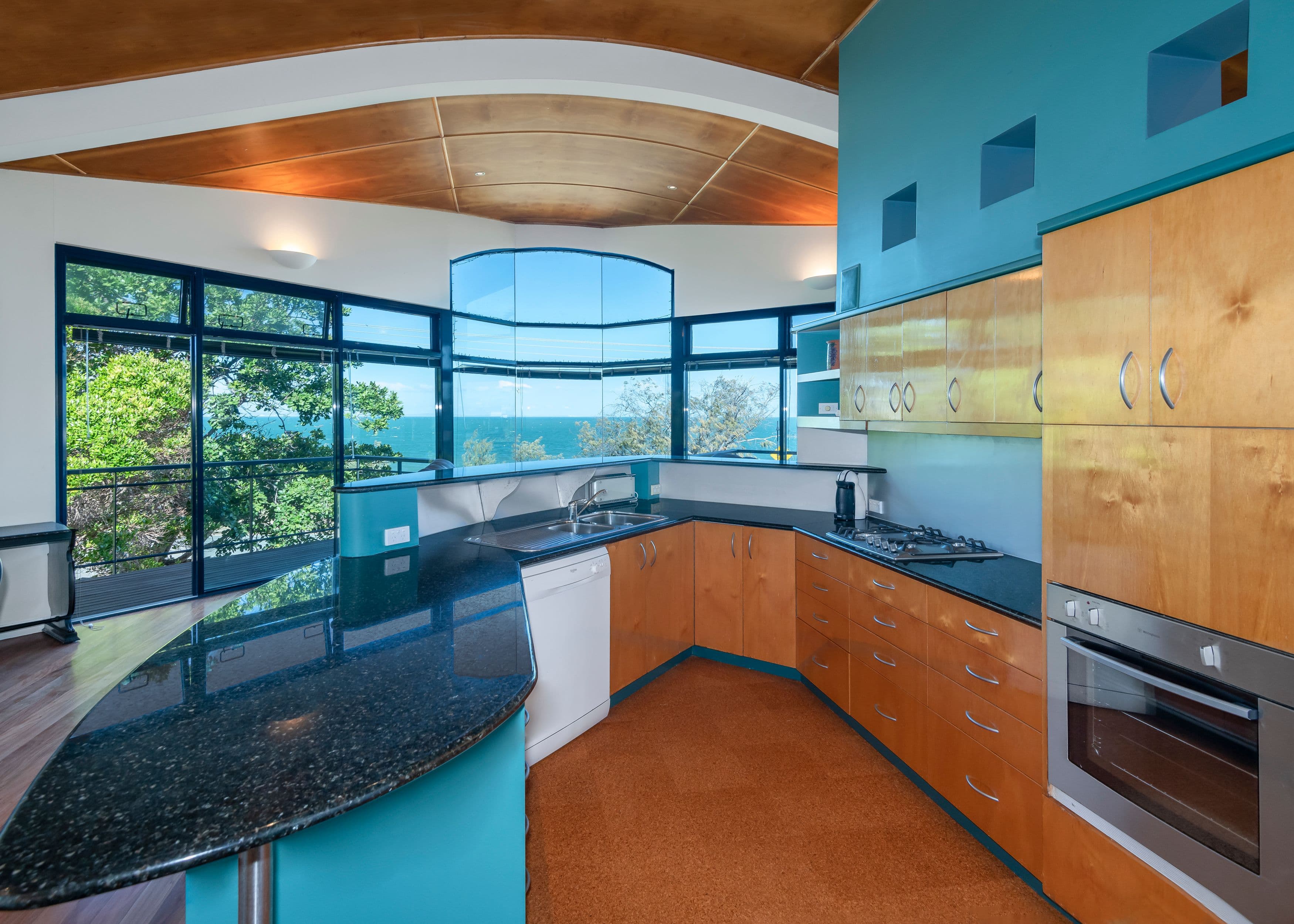 139 Flinders Parade, Scarborough QLD 4020, Scarborough - Thumbnail 4