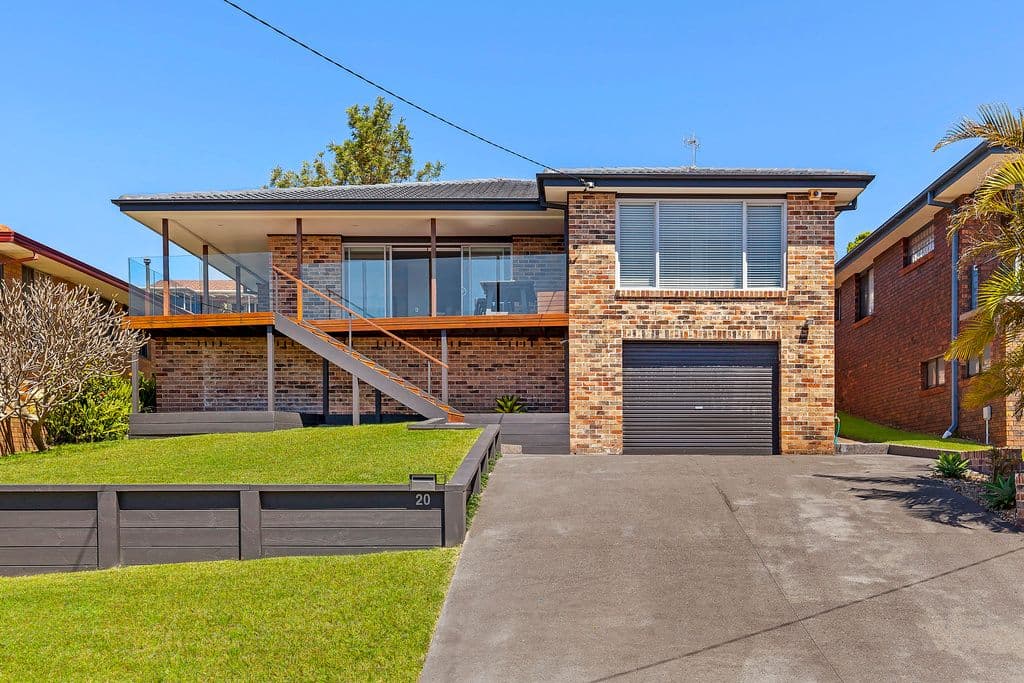 20 Curzon Avenue, Bateau Bay - Image 1