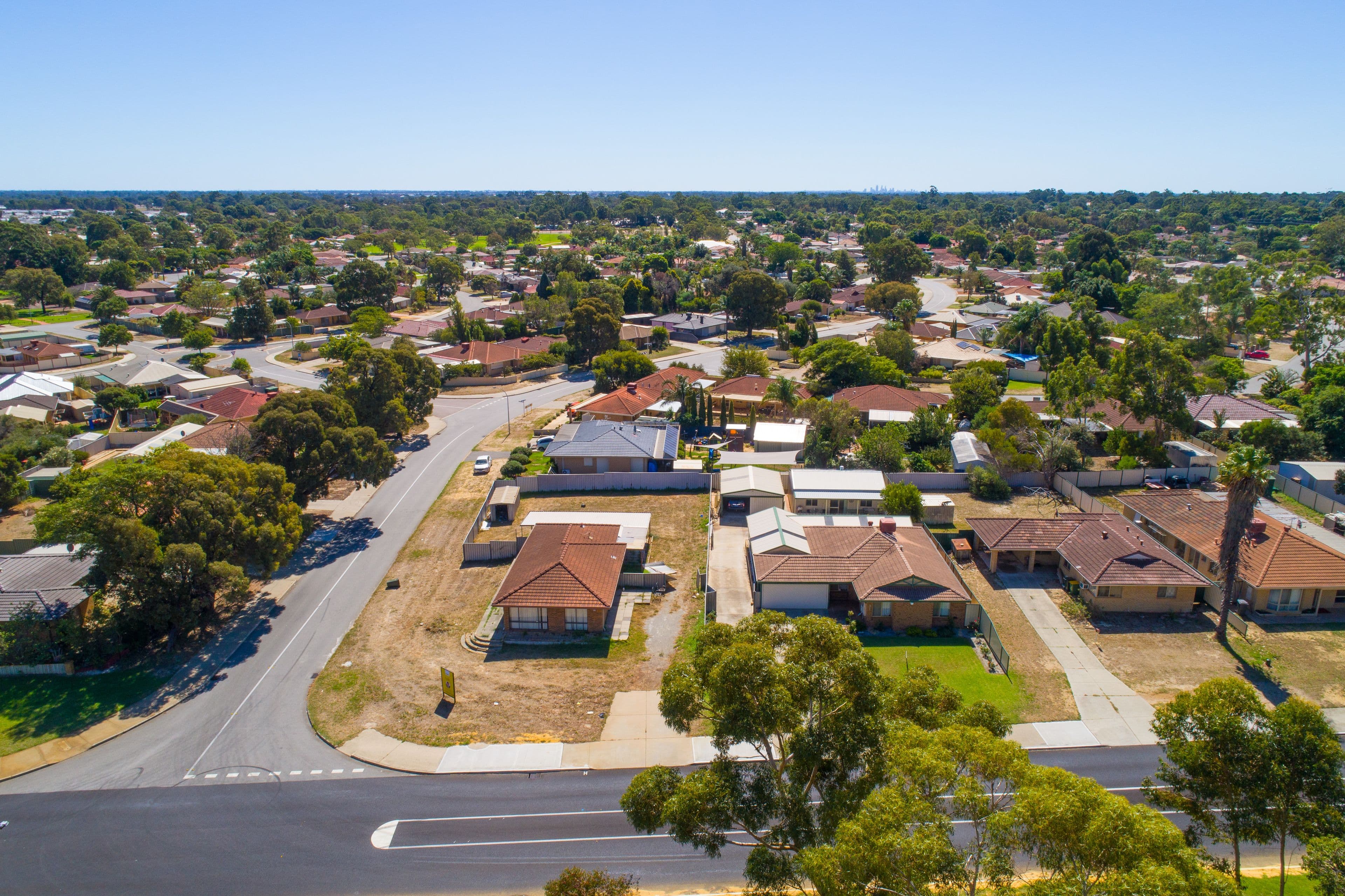 33 Harber Drive, Armadale WA 6112, Armadale - Thumbnail 2