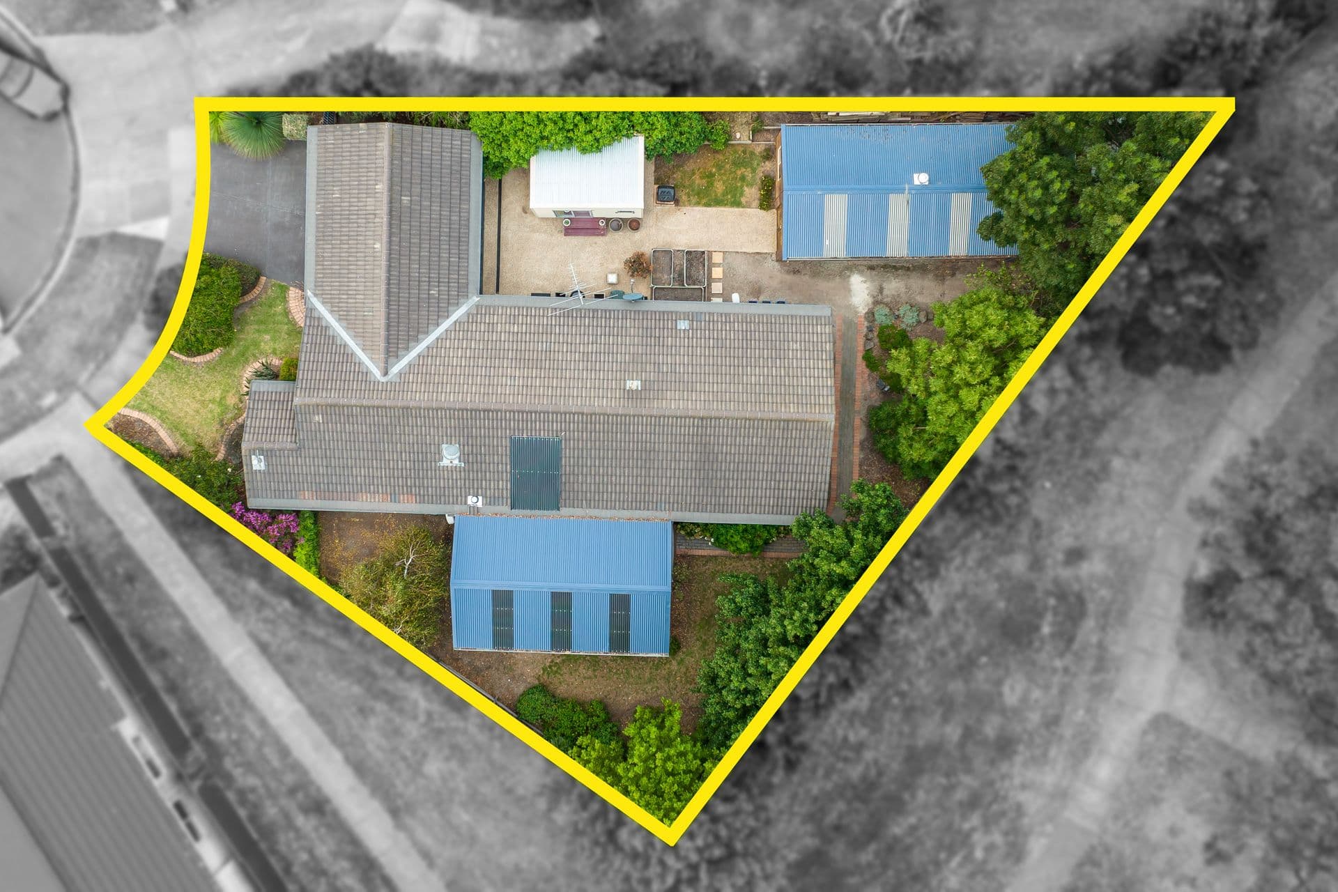 4 Roxy Close, Berwick VIC 3806, Berwick - Thumbnail 2
