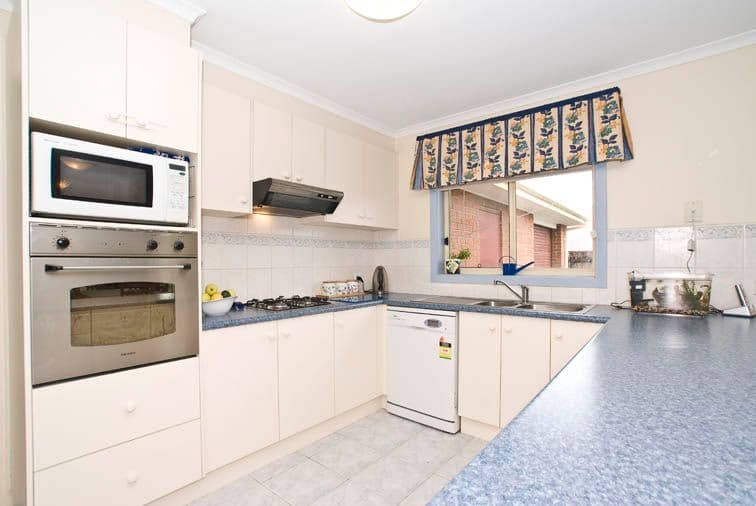 16 Glencoe Place, LILYDALE VIC 3140, Lilydale - Thumbnail 3