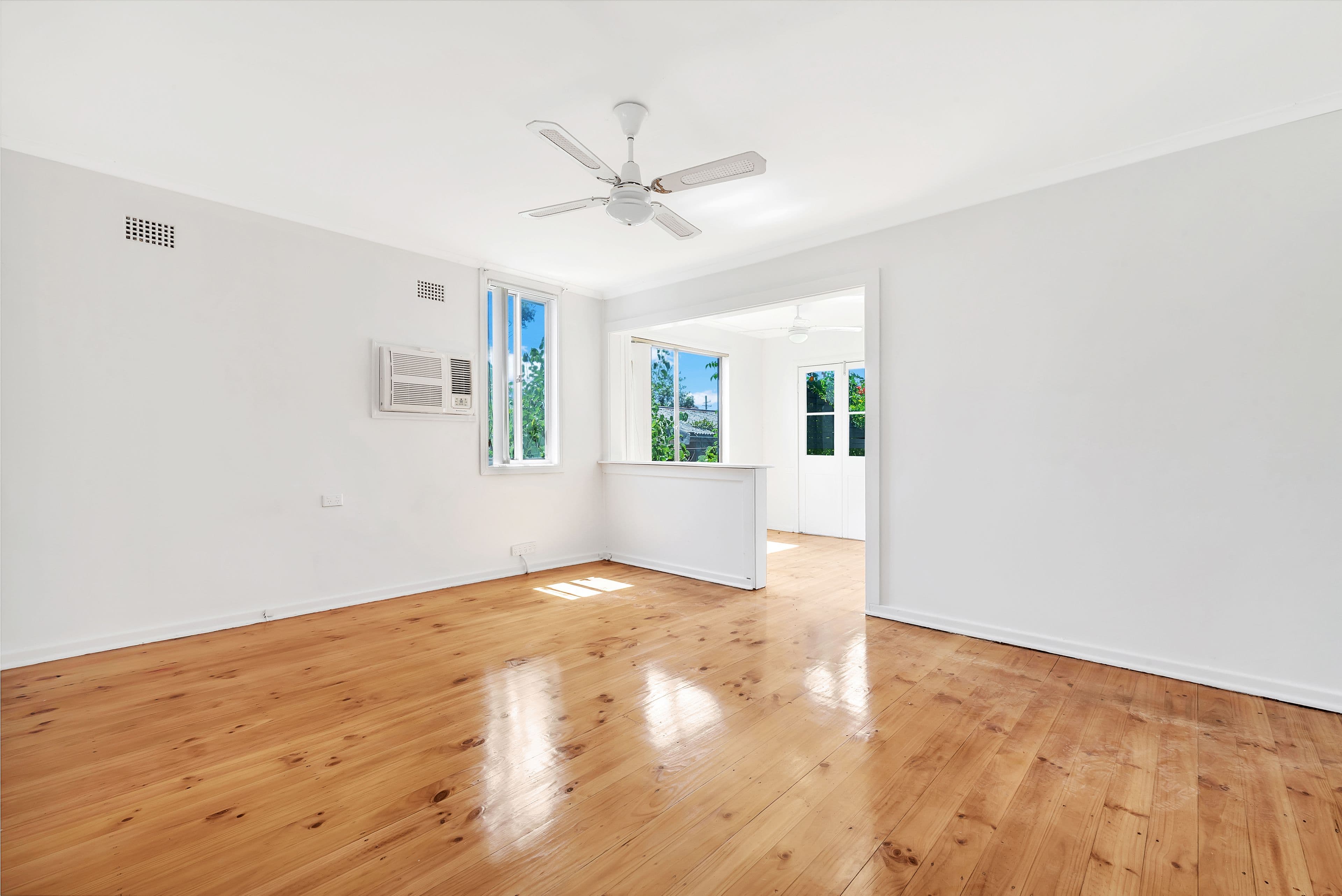 20 Trevanna Street, Busby - Thumbnail 2