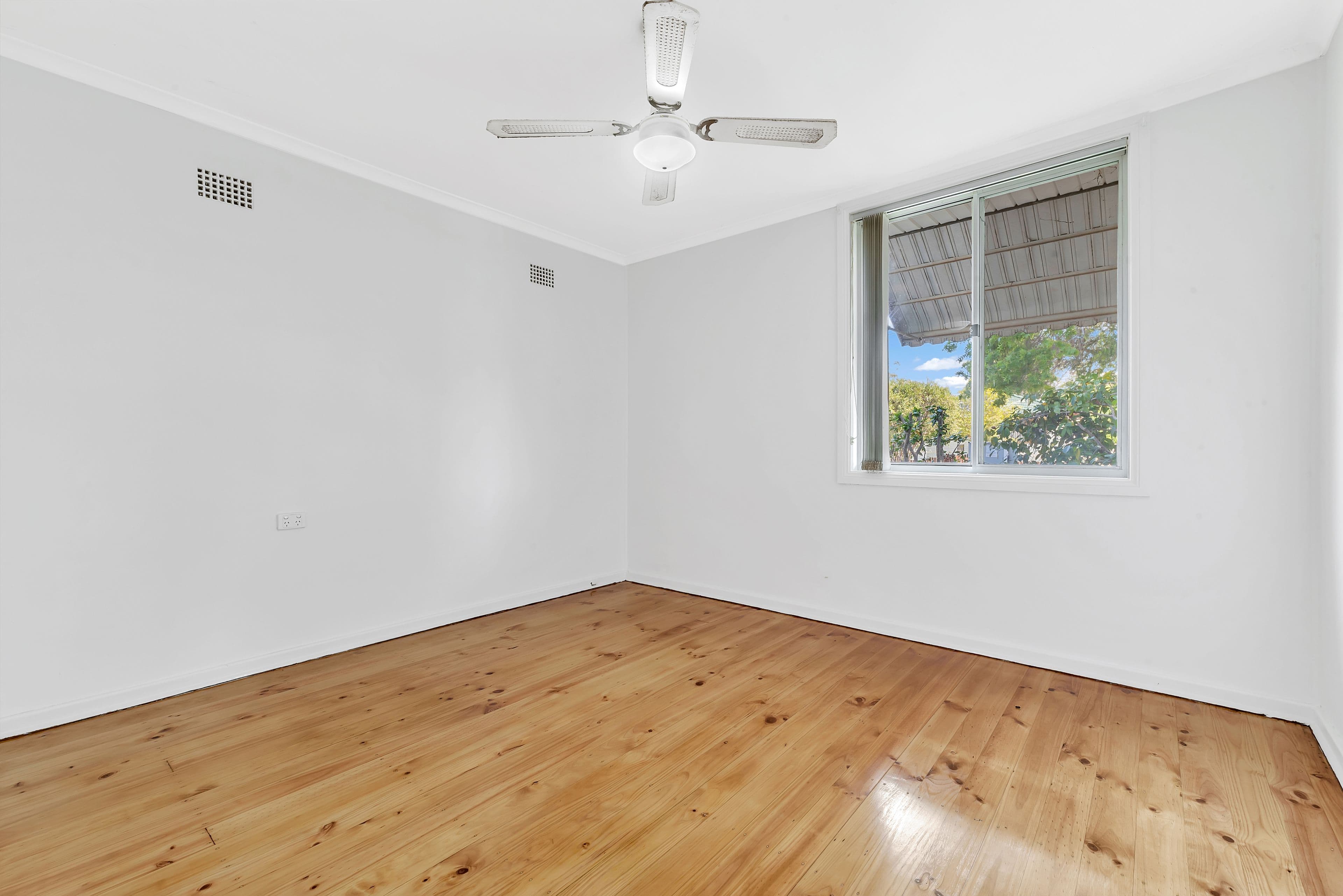20 Trevanna Street, Busby - Thumbnail 8