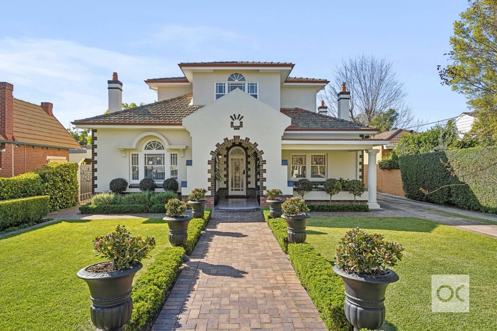 35 Elmo Avenue, Westbourne Park - Image 1