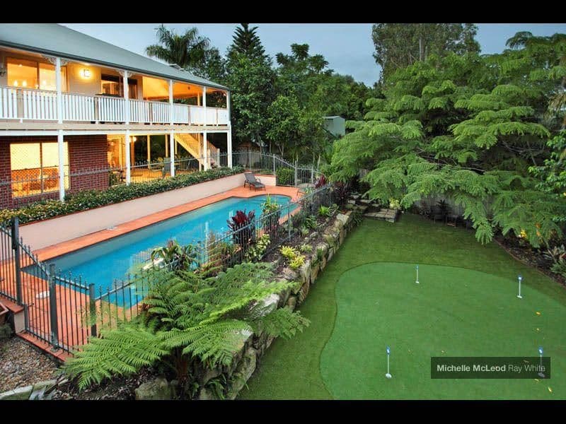 11 McConnell Crescent, BROOKFIELD QLD 4069, Brookfield - Thumbnail 2