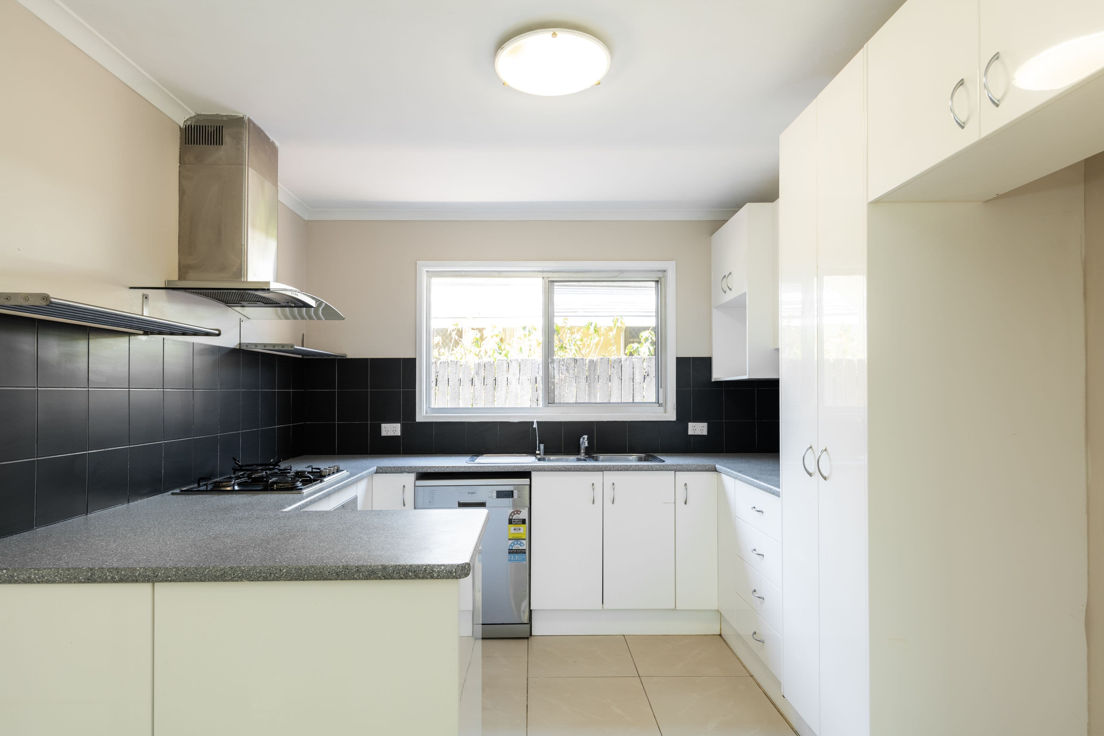 20 Hatfield Street, Banyo QLD 4014, Banyo - Thumbnail 2