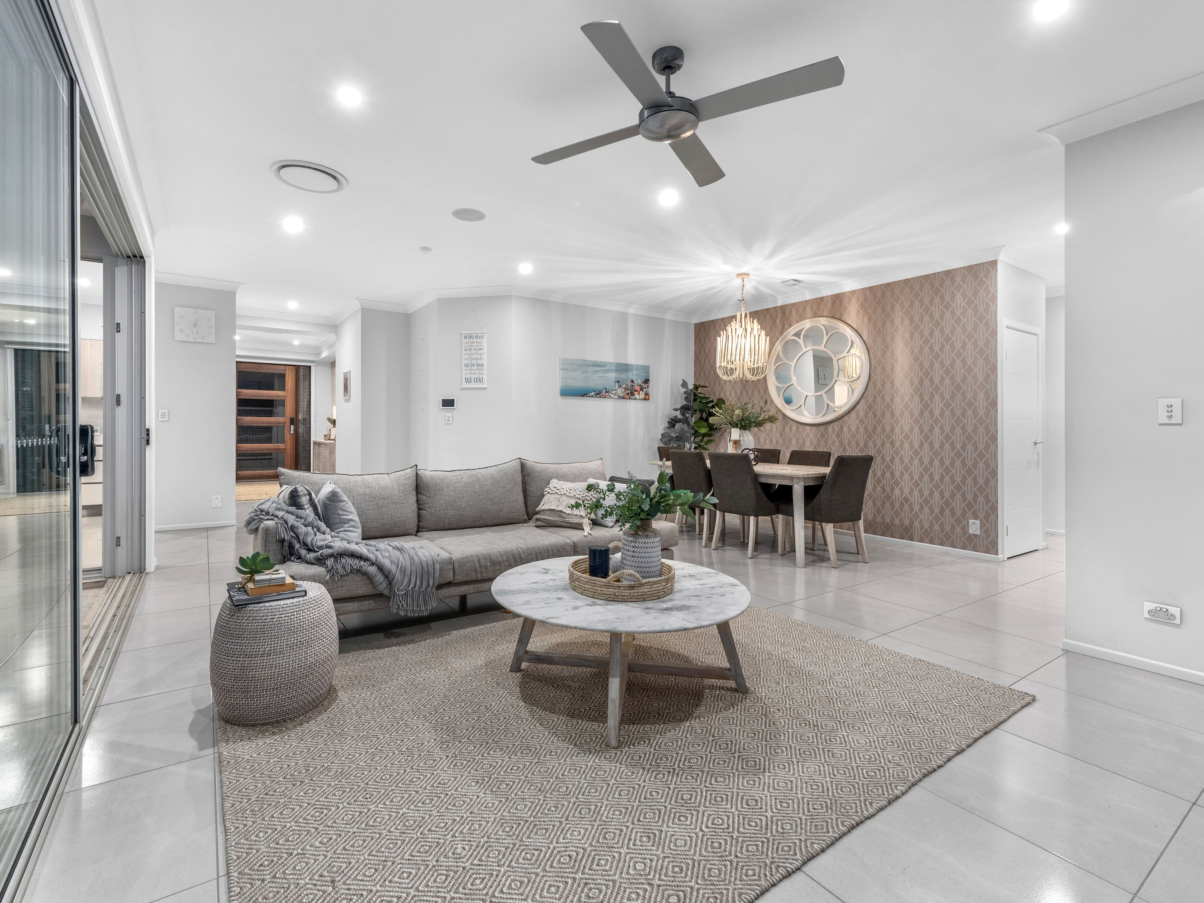 16 Skyline Crescent, Carindale QLD 4152, Carindale - Thumbnail 7