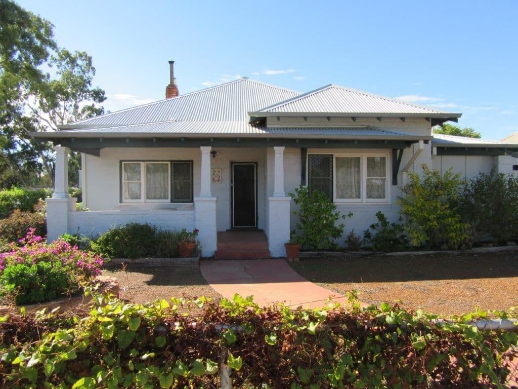 17 Poynton Parade, Coorow WA 6515, Coorow - Image 1