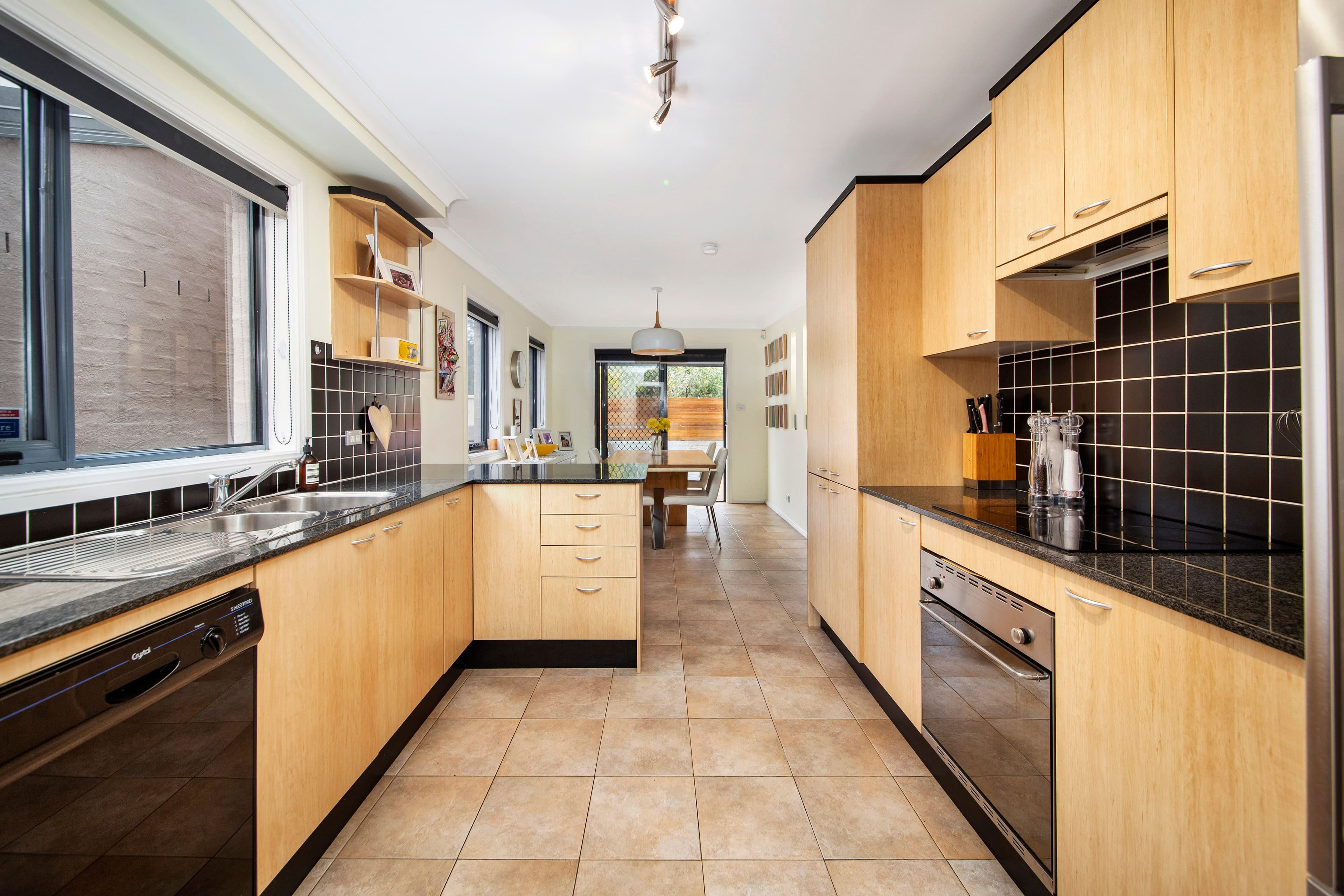 1 Arnold Place, Menai - Thumbnail 4