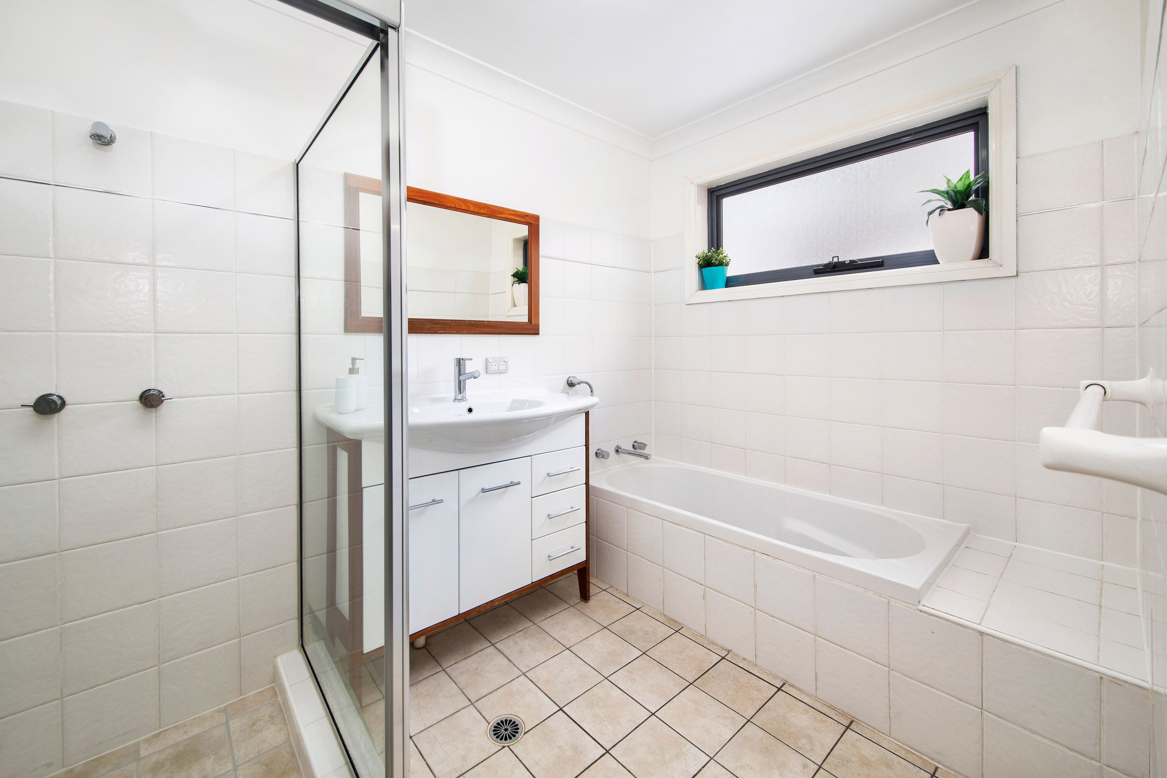1 Arnold Place, Menai - Thumbnail 8